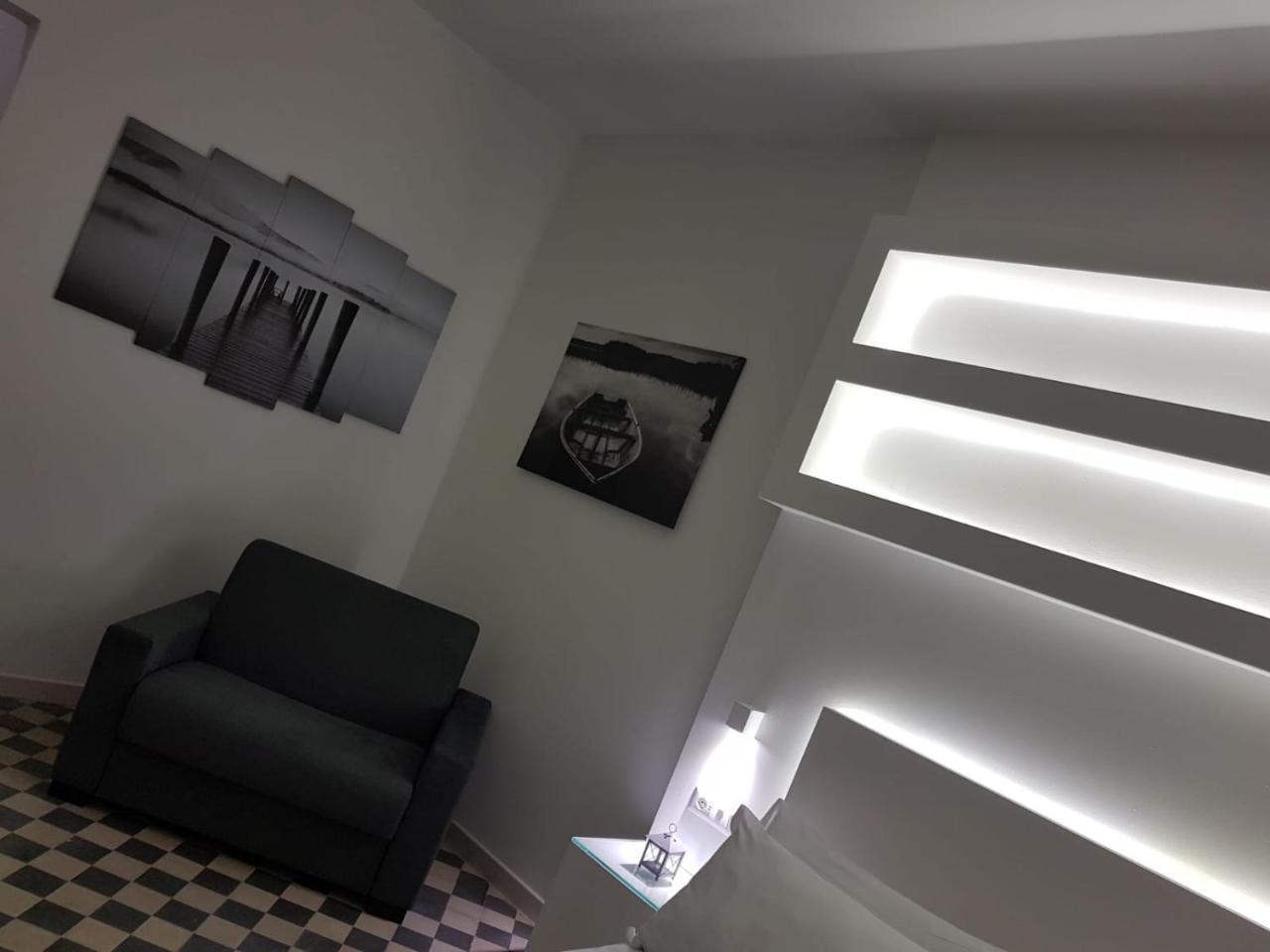 Villa Adelaide Suite & Room ตอร์เร อา มาเร ภายนอก รูปภาพ