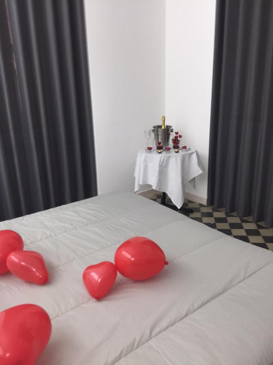 Villa Adelaide Suite & Room ตอร์เร อา มาเร ภายนอก รูปภาพ